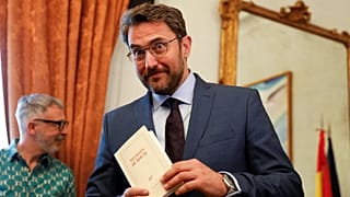Un escándalo fiscal derriba al flamante ministro de Cultura y Deporte, Màxim Huerta