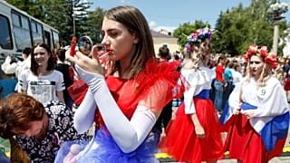 Rus milletvekilinden Dünya Kupası öncesi kadınlara yabancılarla seks uyarısı