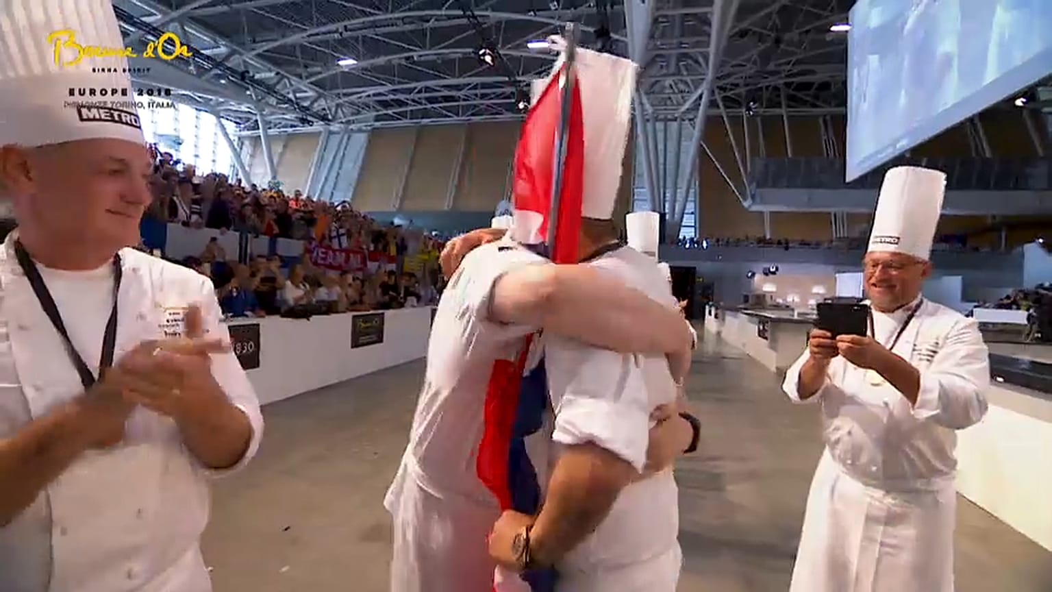 Chefs congratulate winner Christian André Petterson