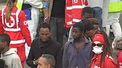 Catania: Ankunft von Flüchtlingen