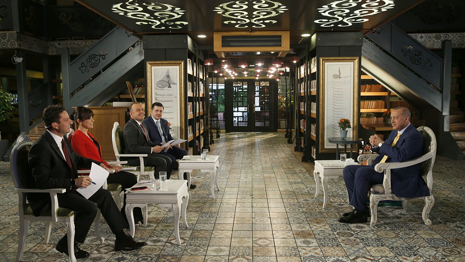 Erdoğan: Seçim sonrası ilk işimiz OHAL'i kaldırmak