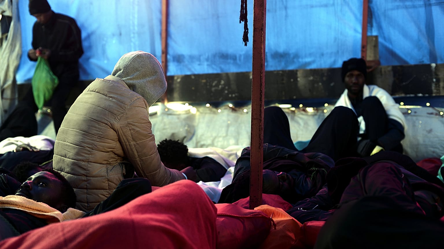 Aquarius: Εν μέσω κακοκαιρίας το «ταξίδι στο όνειρο»