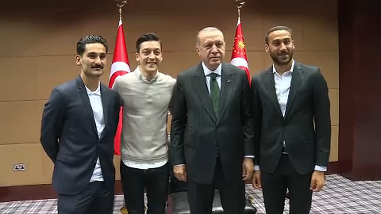 VB 2018: Özil és Gündogan miatt magyarázkodott Löw