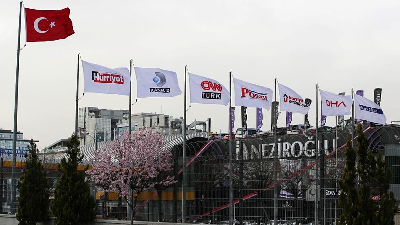 Türkiye'de medyayı kim kontrol ediyor?