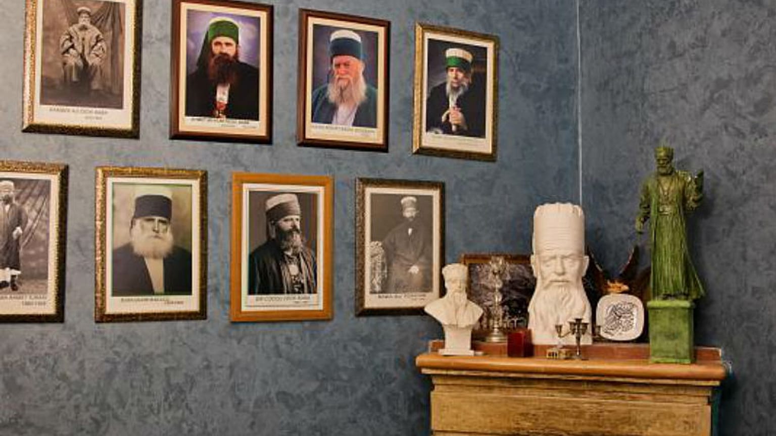 تعرف على منهج البكتاشية المتصوف الذي يسمح لاتباعه بشرب الكحول ولا يمانع اختلاط الرجال والنساء