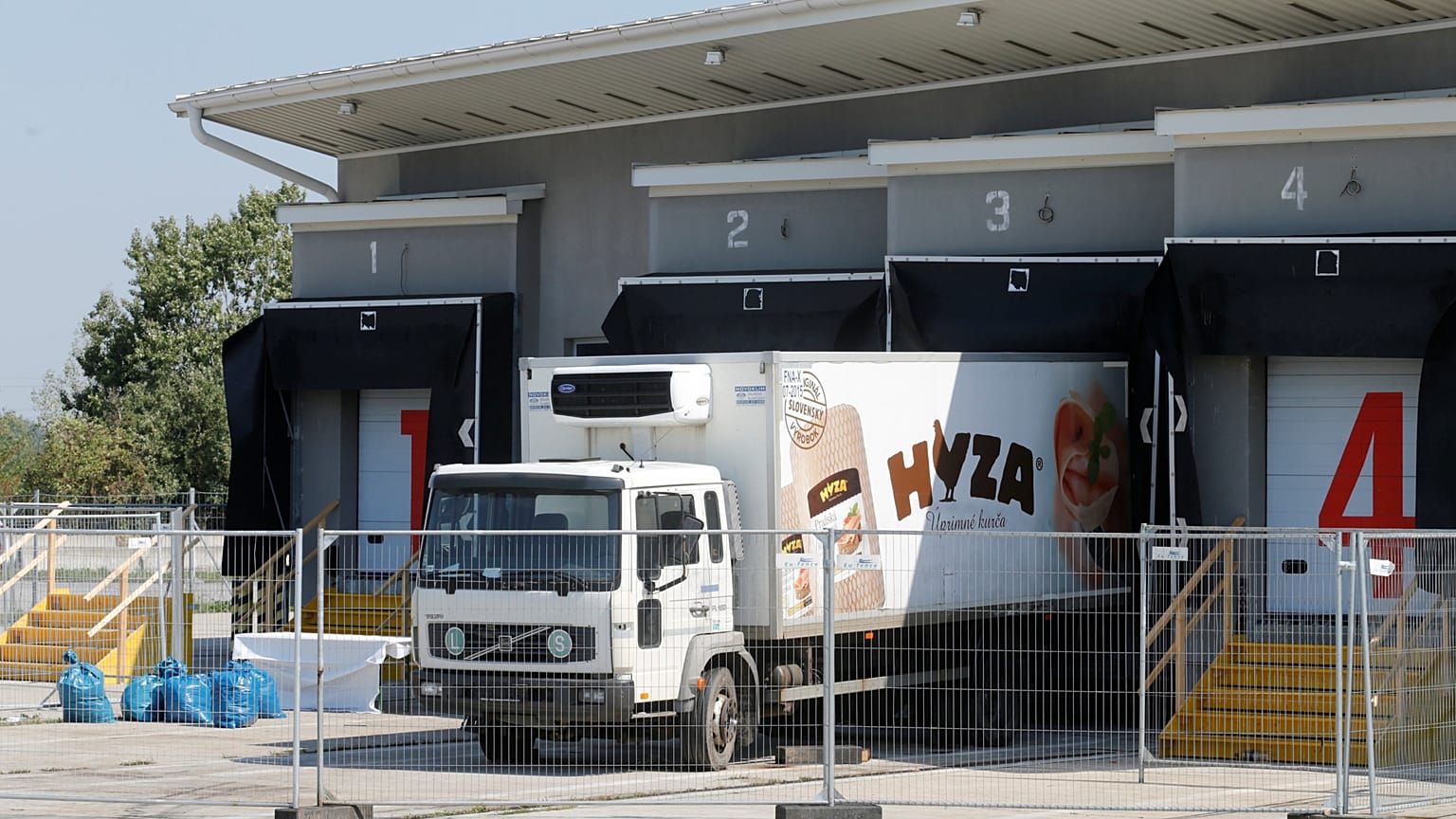 Ουγγαρία: Τέσσερις καταδίκες για «το φορτηγό του τρόμου»