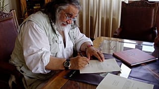 Σύμπραξη Στίβεν Χόκινγκ και... Βαγγέλη Παπαθανασίου