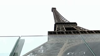 Barriere di vetro a proteggere la Torre Eiffel