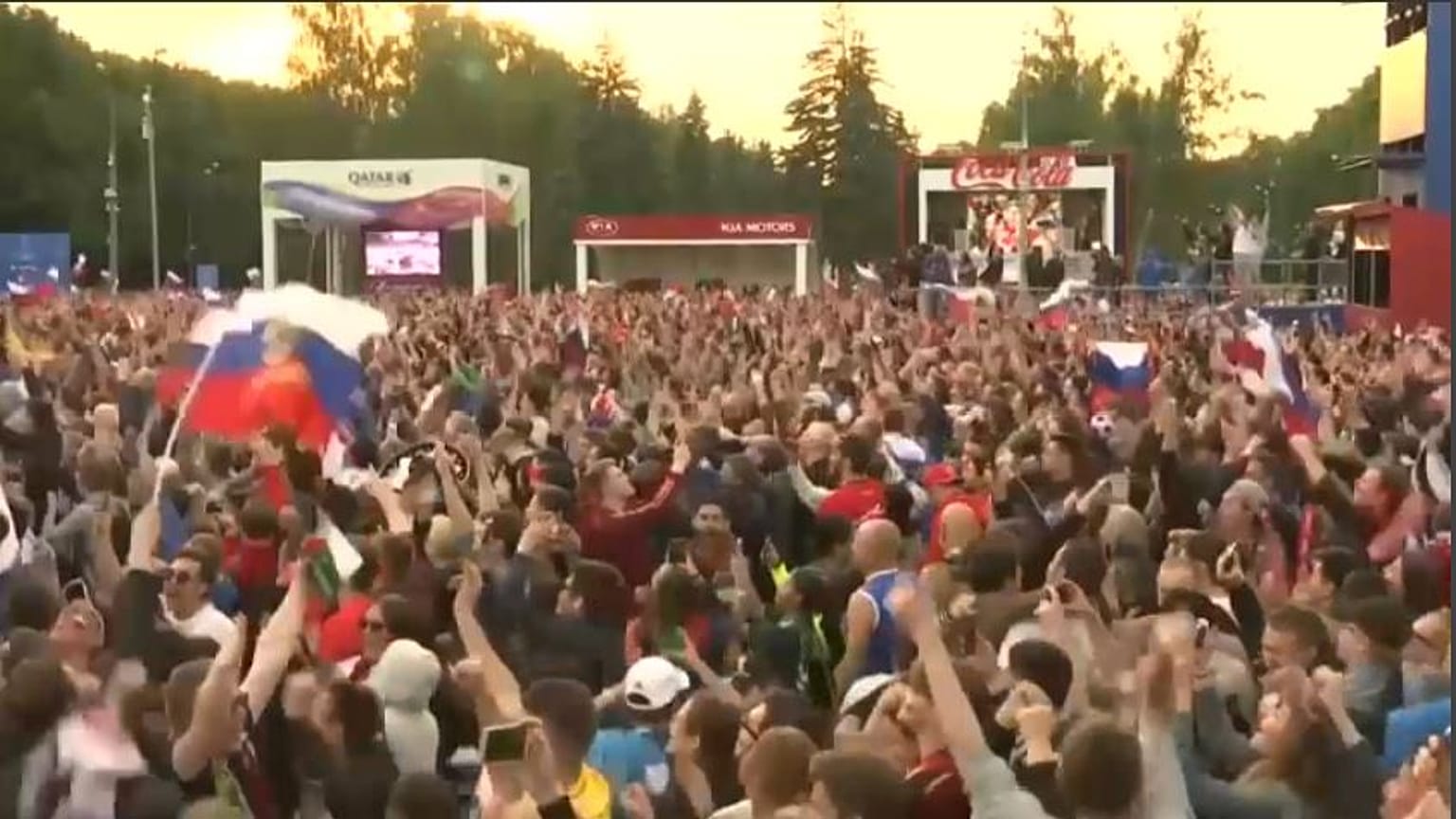 Mondiali: russi in piazza dopo la cinquina ai sauditi