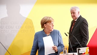 Wehrlose Kanzlerin oder Seehofers Harakiri? Die Presseschau zum Asylstreit