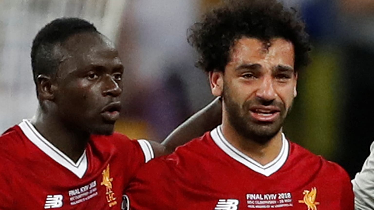 محمد صلاح خارج تشكيلية المنتخب المصري أمام أوروغواي