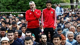 نماز عید فطر در روسیه با چاشنی جام جهانی