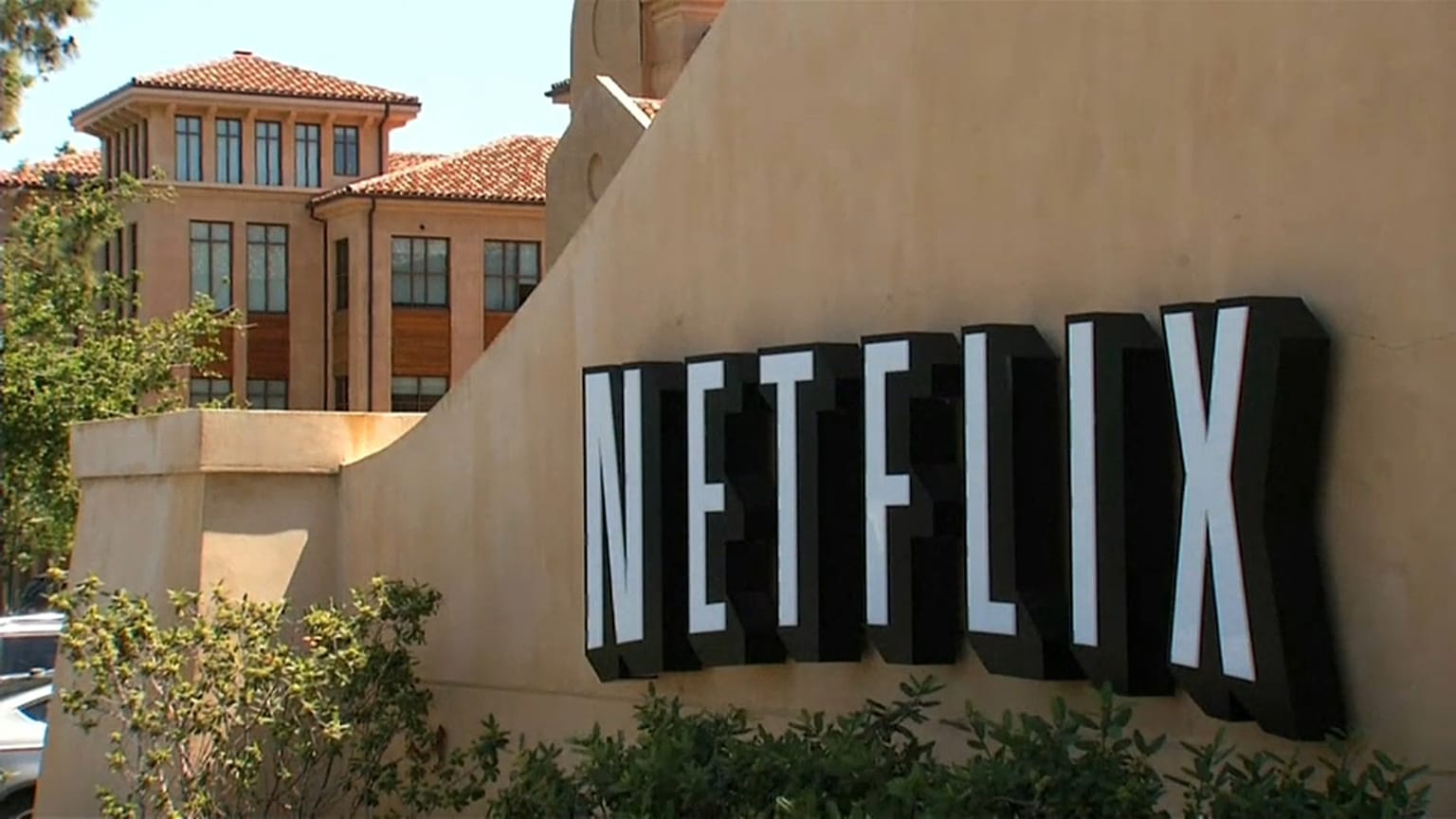 Les médias français s'allient contre Netflix