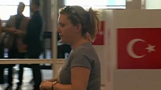 Голосуют турки в Бельгии
