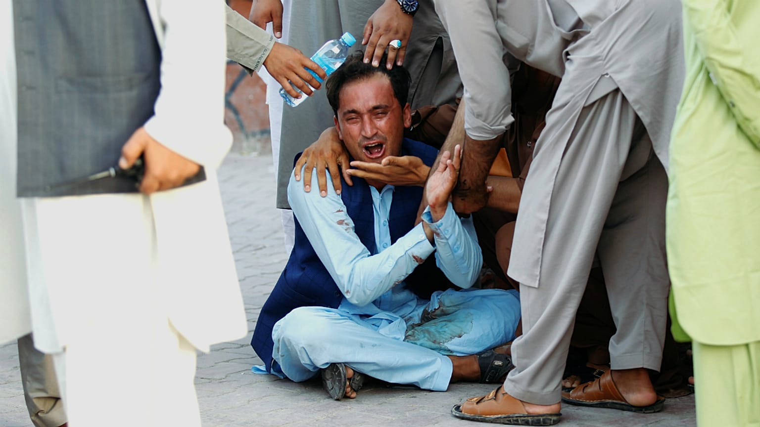 انفجار در اجتماع طالبان و سربازان افغانستان دستکم ۲۶ کشته بر جا گذاشت