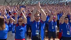 Isländer feiern Fußball-WM mit Vikinger-Rufen