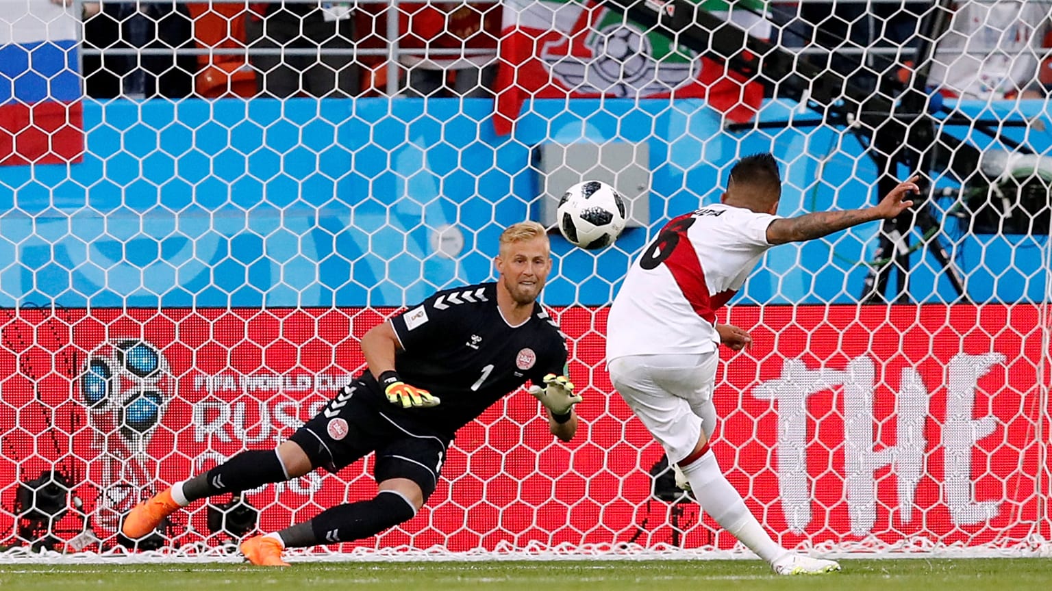 Dinarmarca vence Peru e lidera grupo C, a par da França