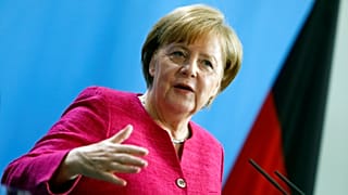 Mülteci krizi Merkel'in 14 yıllık iktidarını sona mı erdirecek?