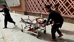 انفجار در نزدیکی دفتر والی ننگرهار در افغانستان دستکم ۱۸ کشته بر جا گذاشت
