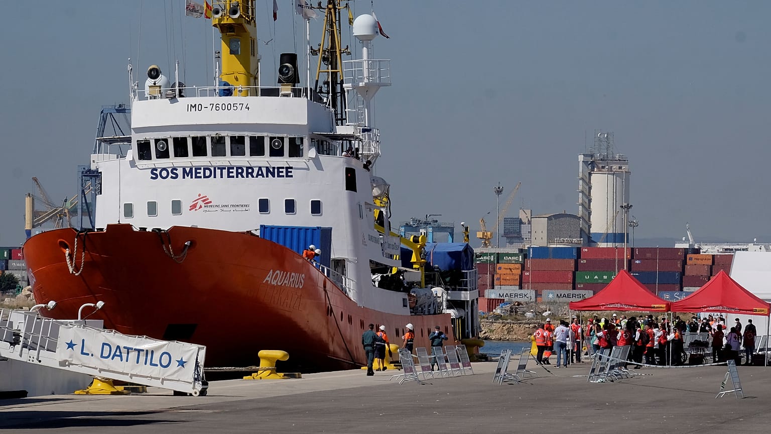 Avrupa'da krize yol açan 629 Afrikalı göçmen İspanya'ya ulaştı
