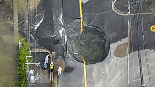 The quake burst water mains in Osaka