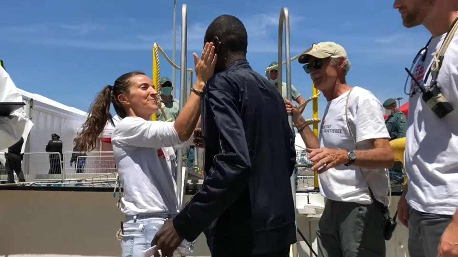Migrantes poderão permanecer 45 dias em Espanha