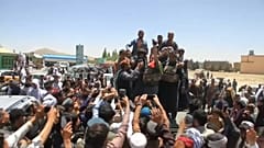 طالبان غاضبة من أعضائها بسبب صور "سيلفي"