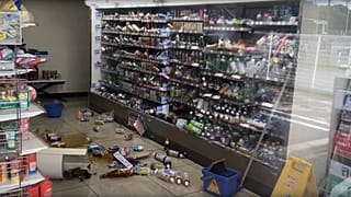 Caos em Osaka com sismo intenso