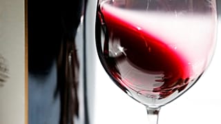 Last batch of wine from legendary French winemaker Henri Jayer sells for €30mn