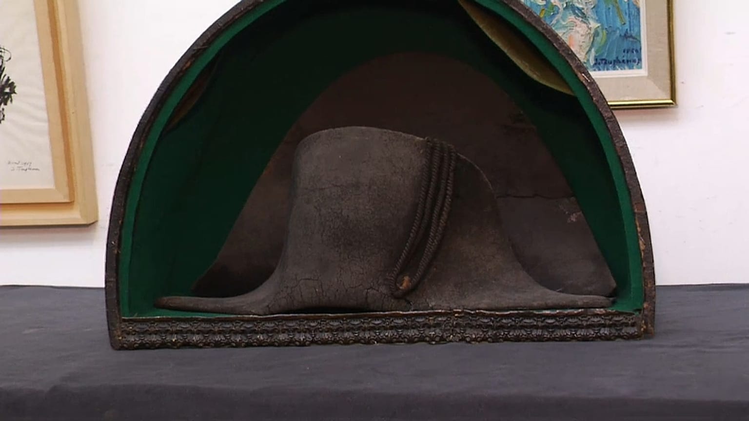 Le bicorne de Napoléon à Waterloo vendu pour 350 000 euros