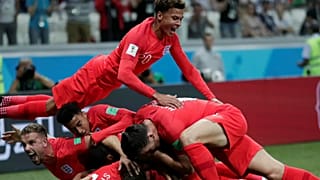 Дубль Кейна принес победу Англии