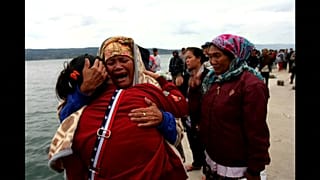 Sumatra: 128 dispersi nel naufragio di un traghetto