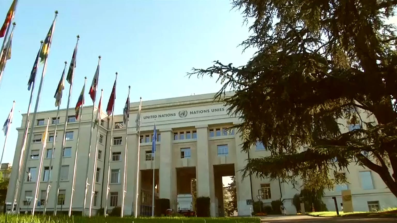 Suriye'nin yeni anayasa komisyonu üzerine istişareler başladı
