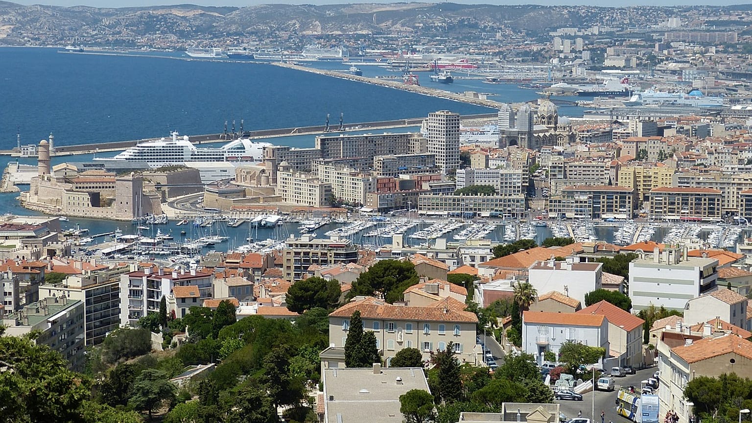 Avrupa'nın göbeğinde 4 gün elektrik kesildi