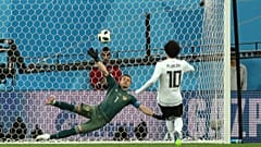 صلاح بعد تسجيله هدف منتخبه الوحيد 
