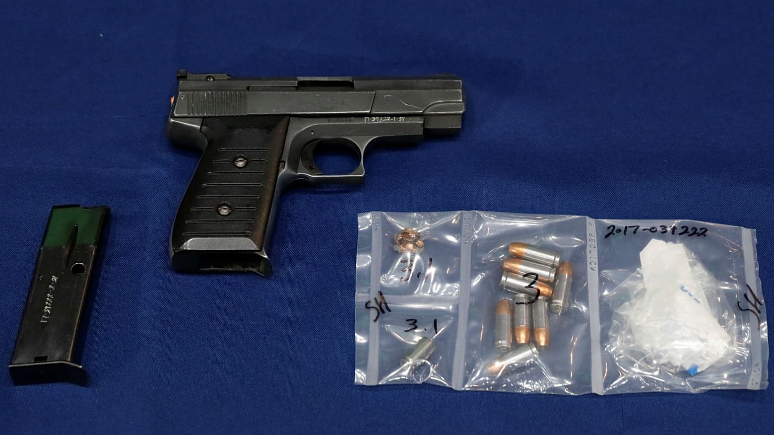 857 millions d'armes de petit calibre détenues par des civils dans le monde
