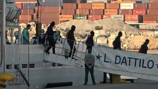 Descienden las peticiones de asilo en países de la OCDE