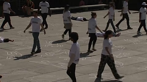 "Арт-протест" по случаю Всемирного дня беженцев