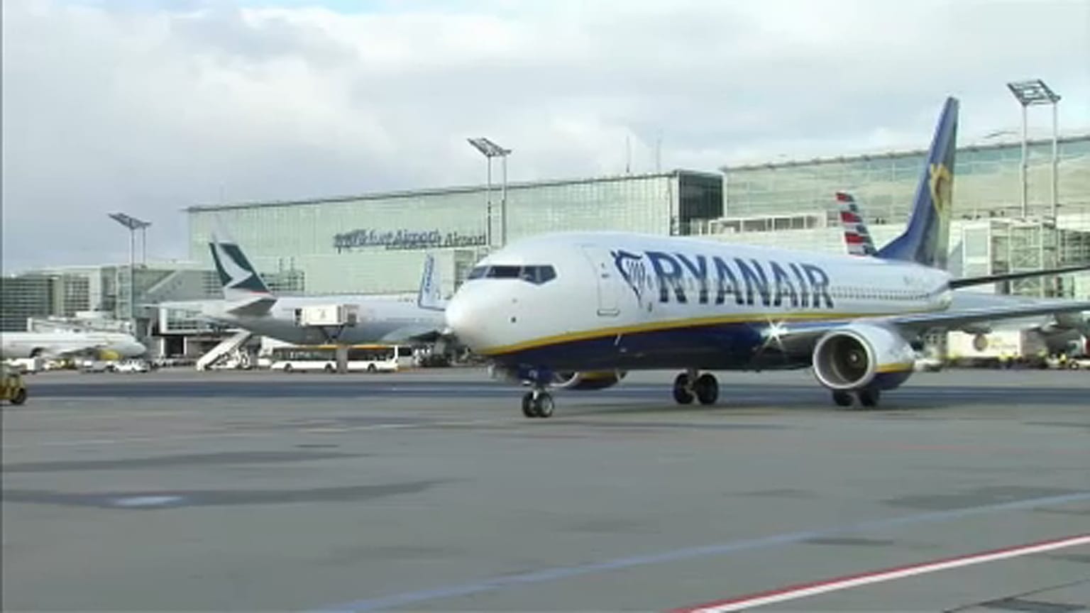 Megszakították az egyeztetést a Ryanair német pilótái