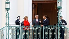 European Commission President Jean-Claude Juncker will chair the meeting