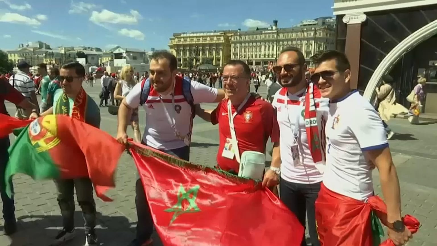 Portugueses em festa depois de vitória contra Marrocos 