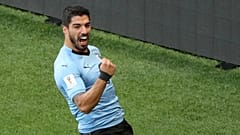 Uruguay und Russland im Achtelfinale
