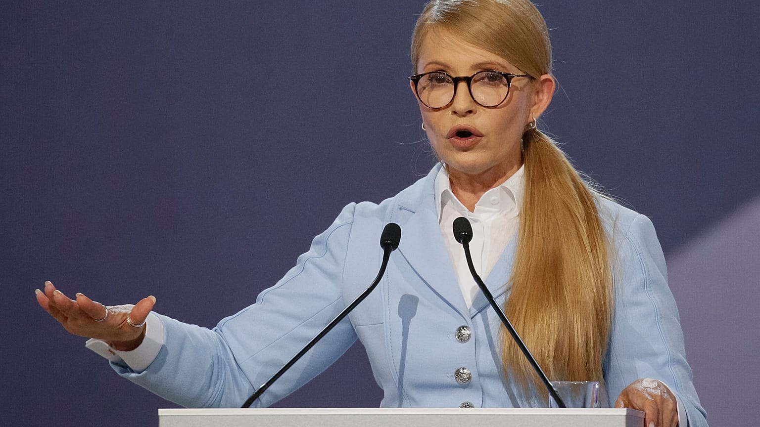 Ukrayna'da Turuncu devrimin liderlerinden Timoşenko yeniden başkanlığa aday