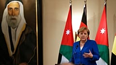 مرکل خواستار مقابله با «گرایش تهاجمی» ایران در منطقه شد