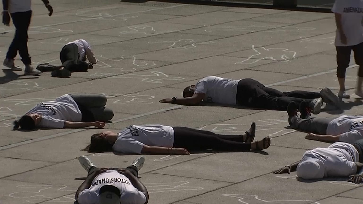 Madrid celebra dia Mundial do Refugiado com protesto contra massacre em El Salvador, Honduras e Guatemala