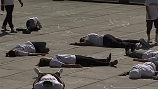 Madrid celebra dia Mundial do Refugiado com protesto contra massacre em El Salvador, Honduras e Guatemala