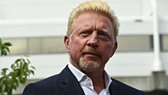 Kényszerű online licit Boris Becker-relikviákra