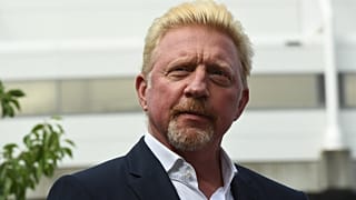 Kényszerű online licit Boris Becker-relikviákra