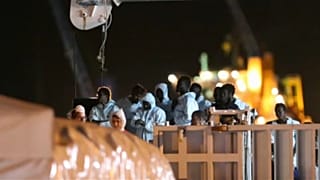 Commissione europea: no a una Guantanamo europea per migranti