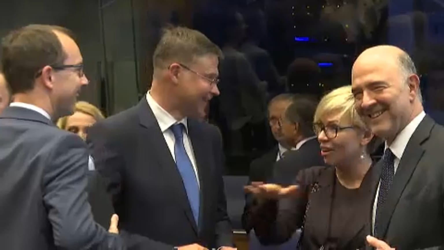 Allegro ma non troppo: l'eurogruppo si congratula con Atene
